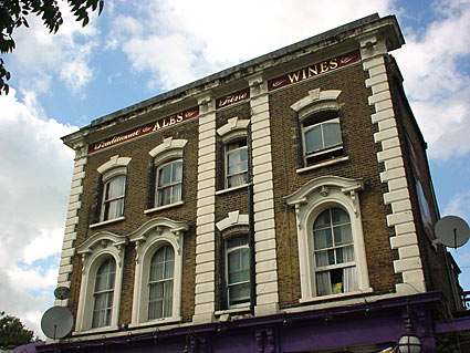 The Queen, 45 Bellefields Road SW9 - lost pubs of Brixton
