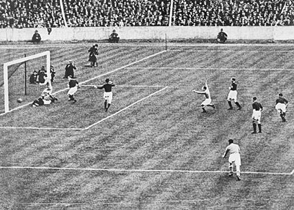 Cardiff City 1 Arsenal 0, video footage of the 1927 FA Cup final at Wembley Stadium, 23 April, 1927
