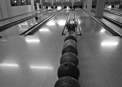 Bloomsbury Ten Pin Bowling, Bowling Lanes, Basement of Tavistock Hotel, Bedford Way, Russell Square, London, WC1H 9EH, September 2006