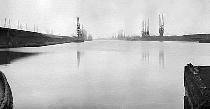 London docks, a photo study of London's docklands in 1980