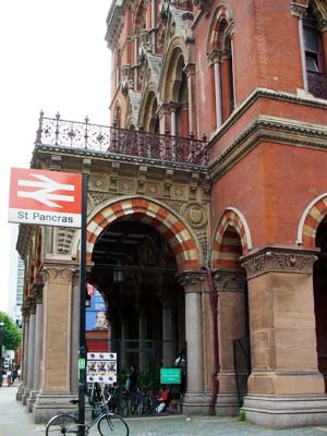 Entrance Hall, Midland Grand Hotel, St Pancras Chambers, London UK