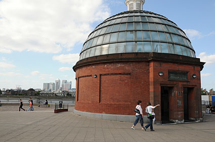 Photos of Greenwich to Canary Wharf and Greenwich foot tunnel, south east London, 2008