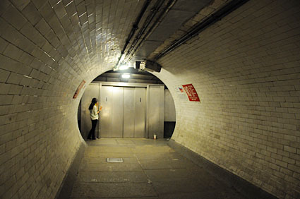 Photos of Greenwich to Canary Wharf and Greenwich foot tunnel, south east London, 2008