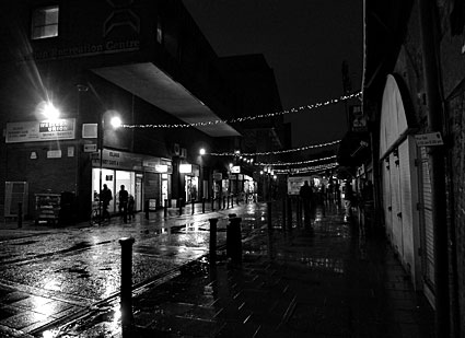 Photos of a walk around central London and Brixton in the rain, December 2008