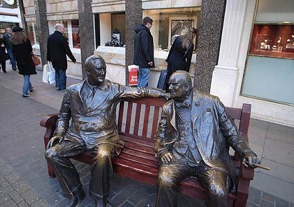Lawrence Holofcener statue showing Winston Churchill and Franklin D. Roosevelt, Bond St, Piccadilly, Mayfair, London