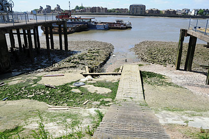 Riverside walk from the Millennium Dome (The O2) to Greenwich and Greenwich Park along the River Thames, south east London, 2008