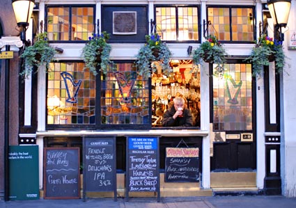 The Harp pub, 47 Chandos Place, Covent Garden, London, WC2 4HS