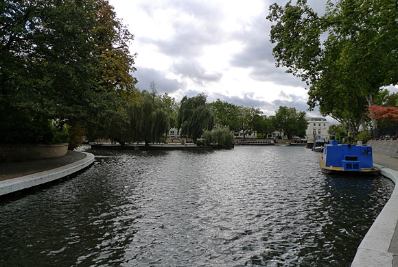A walk through Regent's Park, along the Regent's Canal to Paddington basin, London, England, October 2009