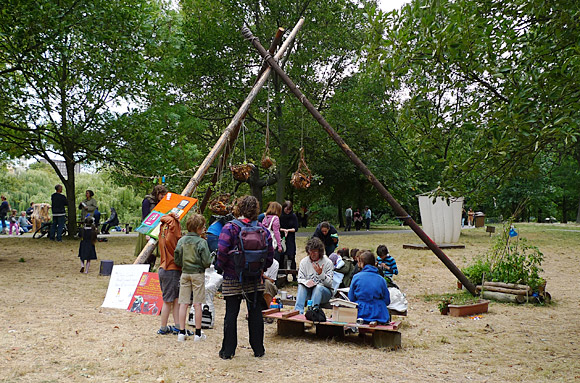 The Tree House Gallery, Regent's Park, central London, Saturday 5th September 2009