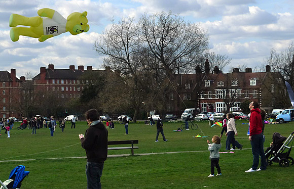 Streatham Common Kite Day, Streatham Common, Lambeth, London SW16, 11th April 2010