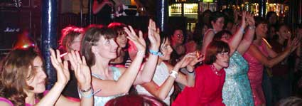 Fish in the Sea, Actionettes on stage, Fleece and Firkin, Bristol Ladyfest 2003