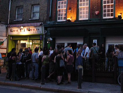 Offline at the Prince Albert, Coldharbour Lane, Brixton, London Sunday, 5th August 2007.