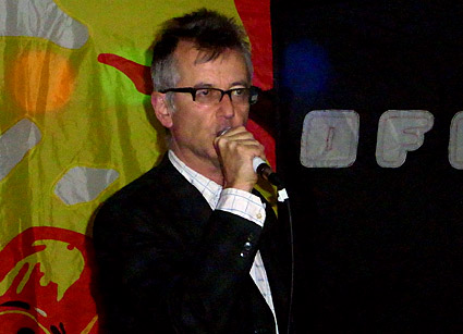 Comedy special at the Albert Offline club with John Hegley and Jessica Delfino - Coldharbour Lane, Brixton, London Saturday 24th July 2009