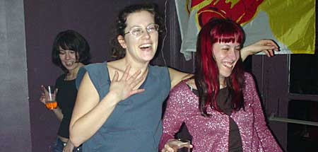Back room mash up, OFFLINE club at the Dogstar, Brixton, Thursday 24th February 2005, urban75 club night, London.
