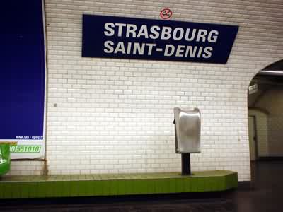 Station sign and bin, Paris