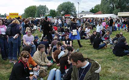 Crowd view, Strawberry Fair, Music Festival, Cambridge, 4th June 2005