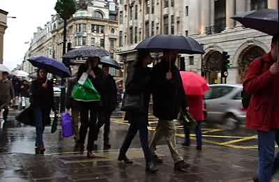 Piccadilly rain, London