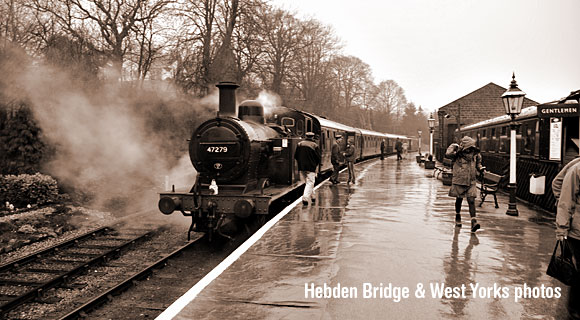 Photos of Hebden Bridge, Calderdale, West Yorkshire, England, with pictures of Hebden Bridge, Calderdale, West Yorkshire, including photos of Gibson Mill, Keighley, Haworth, Hardcastle Crags, landmarks, mills, canals, railway stations, bars, cafes, tourist sights and more
