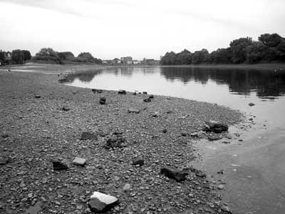 Low tide, River Thames, Hammersmith, London