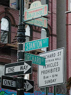 Street signs, Stanton Street and Orchard Street, Lower East Side, Manhattan, New York, NYC, USA