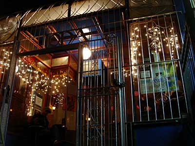 Iona bar, 180 Grand St, Williamsburg, Brooklyn, New York, USA