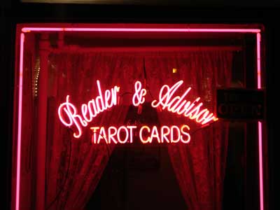 Tarot Cards Reader and Advisor, Lower East Side, New York, signs, shops and graffiti, Manhattan, New York, USA
