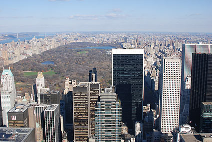 Looking north over Central Park, Rockefeller Center on 48th and 51st Streets on Fifth to Seventh Avenues, Midtown Manhattan, New York, NYC, December 2006