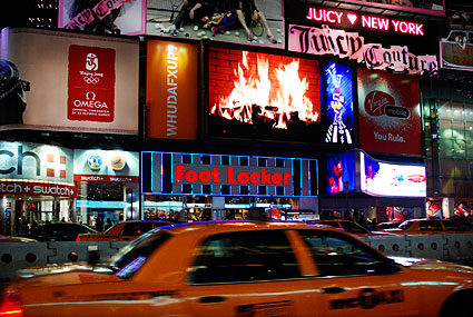 New York winter photos, a walk through Times Square, NYC - photographs and feature