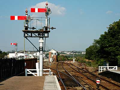Great Western semaphore signals at St Erth station, junction for the St Ives branch, Cornwall, August 2005