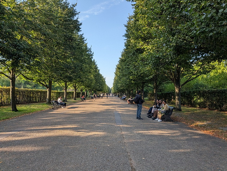 A walk along the Regent's Canal from central London to Paddington