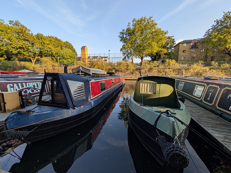 A walk along the Regent's Canal from central London to Paddington