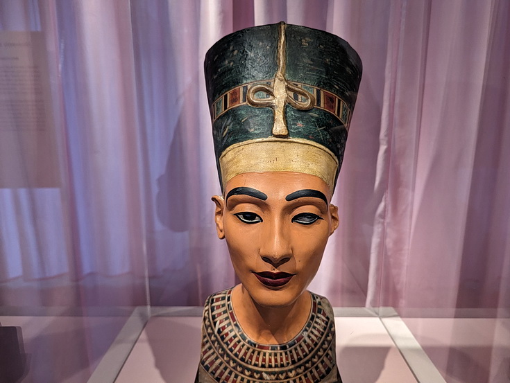 The Cult of Beauty at the Wellcome Collection examines notions of beauty across time and cultures