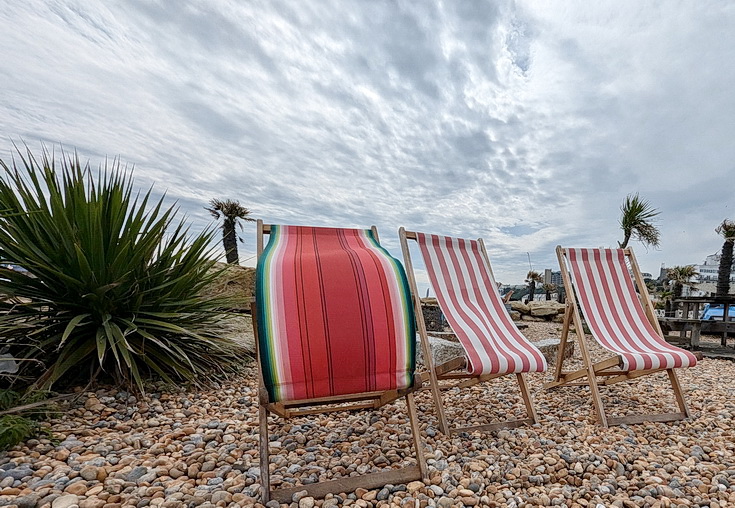 Folkestone in 60 photos: beach scenes, Charivari Day parade and night life