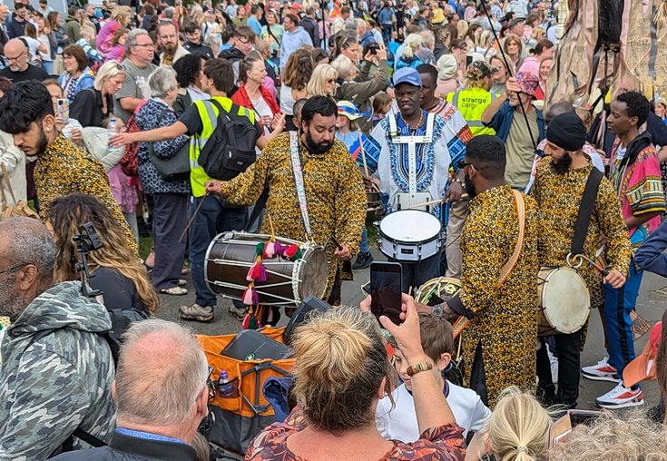 Folkestone in 60 photos: beach scenes, Charivari Day parade and night life