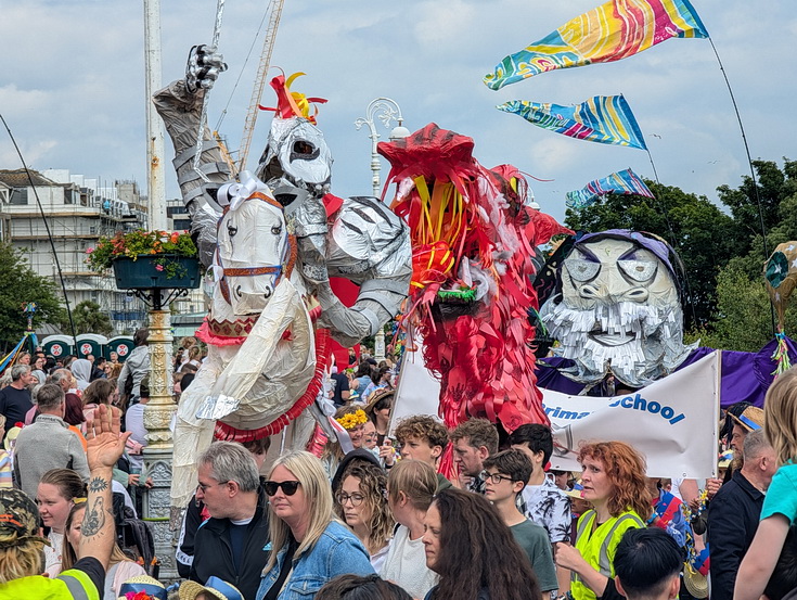 Folkestone in 60 photos: beach scenes, Charivari Day parade and night life