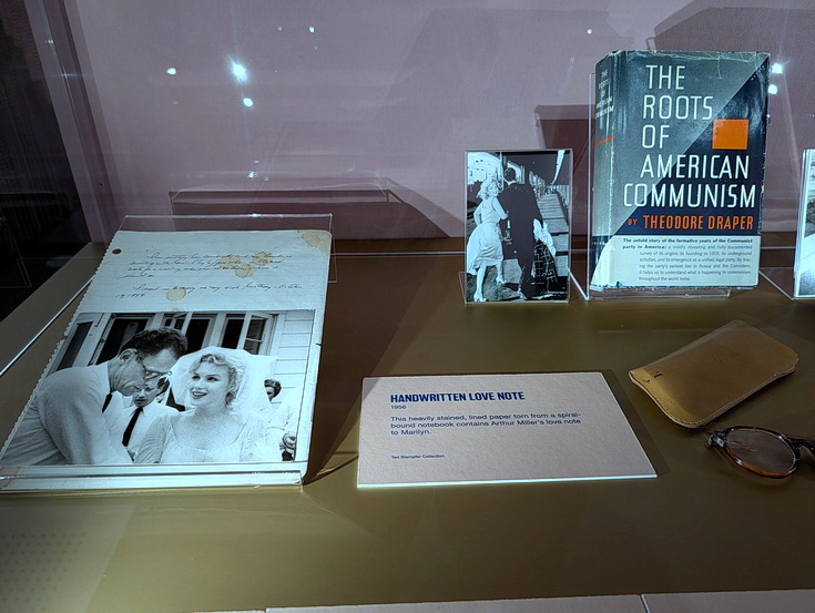 In photos: visit the Marilyn Monroe exhibition in London Bridge 