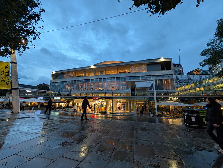 A rainy night in London: South Bank, Covent Garden and central London in 28 photos