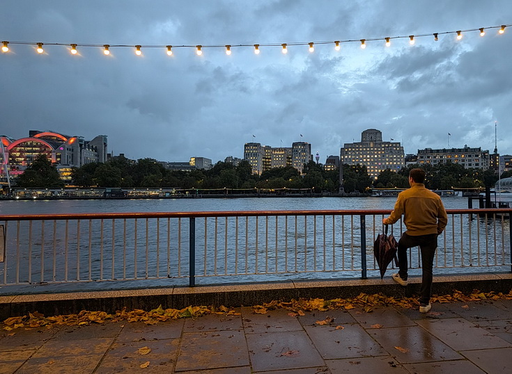 A rainy night in London: South Bank, Covent Garden and central London in 28 photos