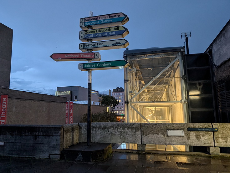 A rainy night in London: South Bank, Covent Garden and central London in 28 photos