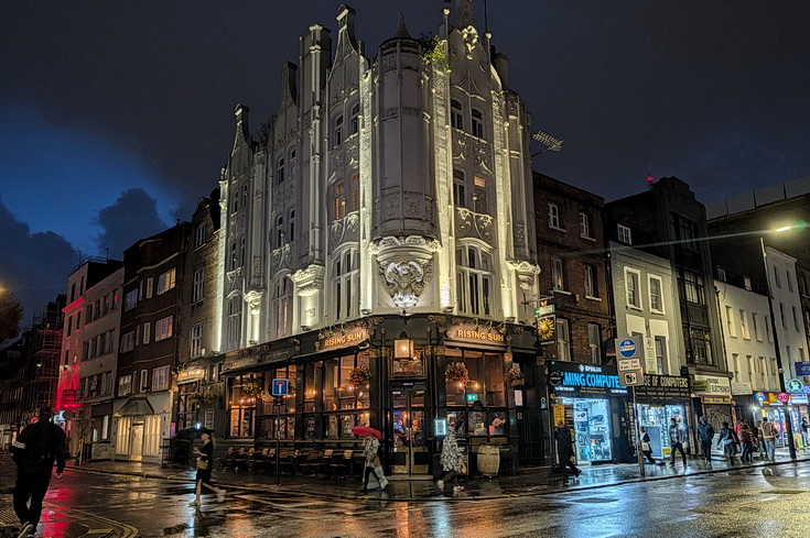 A rainy night in London: South Bank, Covent Garden and central London in 28 photos