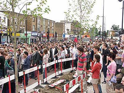 Marchers, Jayday Cannabis March and Festival, Brixton Road 5th June 2004