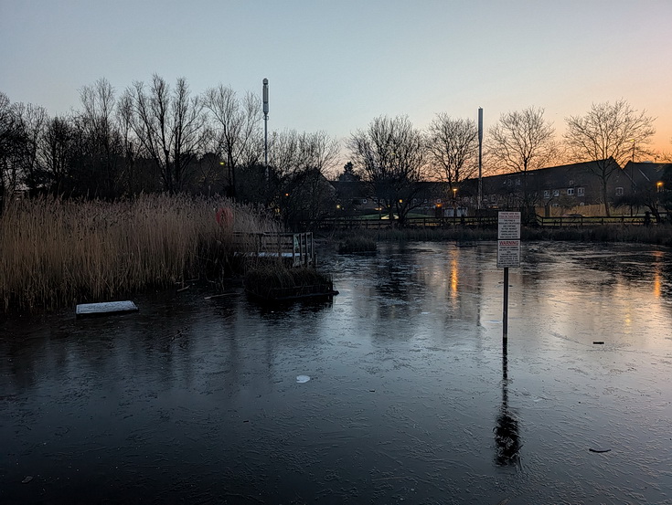 In photos: a night time walk along the Thames Path in Rotherhithe, south London