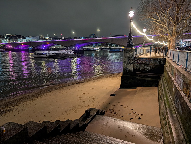 Lights, people, buildings and the river: the Southbank at night in 25 photos