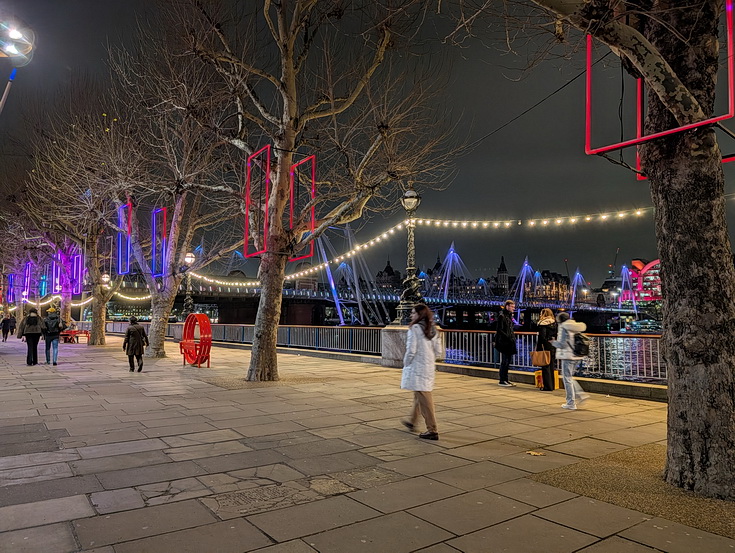 Lights, people, buildings and the river: the Southbank at night in 25 photos