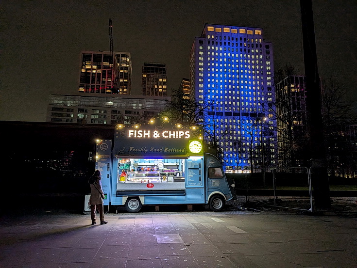 Lights, people, buildings and the river: the Southbank at night in 25 photos